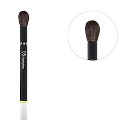 Pensula pentru iluminator - Aplicare intuitiva, finisaj perfect
