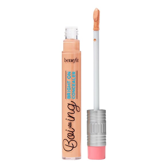 Boiing Bright on Concealer - Anticearcan lejer pentru luminozitate, Benefit