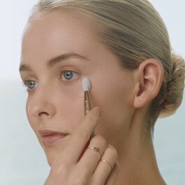 Re-Nutriv Ultimate Diamond - Serum pentru conturul ochilor