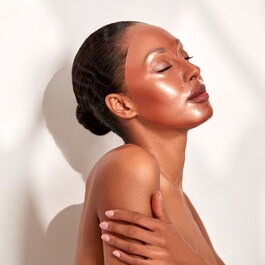 Rose Gold Brightening Facial Treatment Mask - Masca pentru fata