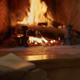 Replica By The Fireplace - Eau de Toilette Travel Size