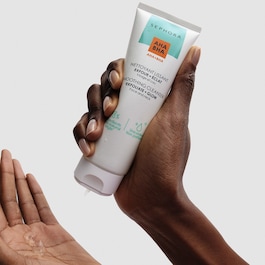 Smoothing Cleanser Exfoliate + Glow - Gel de curatare pentru fata