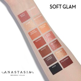 Soft Glam Palette - Paleta farduri pleoape