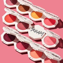 Cheeks Out Freestyle Cream Blush - Fard de obraz cremos