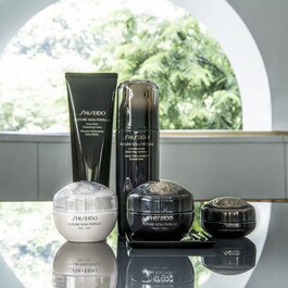 Future Solution LX - Crema regeneranta pentru ochi si buze