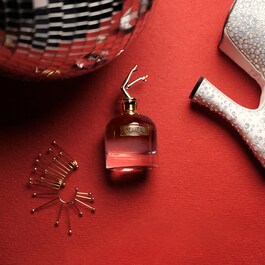 Scandal - Apa de Parfum feminina - Note de Gardenie, Miere & Patchouli