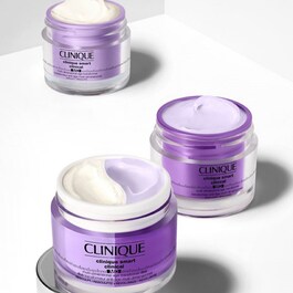 Clinique Smart Clinical MD - Crema anti-imbatranire pentru ten