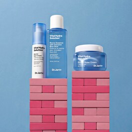 Vital Hydra Solution - Crema hidratanta pentru ten cu textura lejera