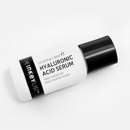 Ser hidratant cu acid hialuronic