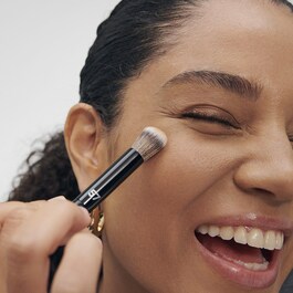Pro Brush Concealer - Pensula pentru corector