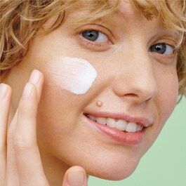 Waso Mega Hydrating Moisturizer - Crema intens hidratanta