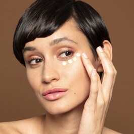 Auto Correct Brightening and Depuffing Eye- Crema de luminozitate pentru ochi