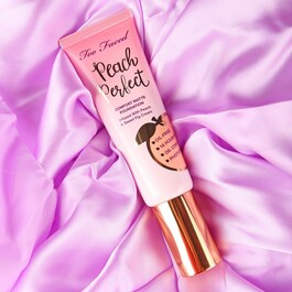 Peach Perfect Foundation - Fond de ten matifiant