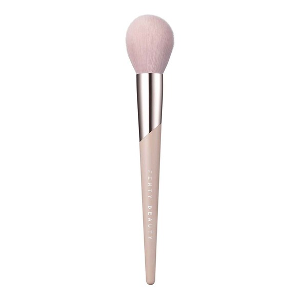 Powder Puff Setting Brush - Pensula pentru aplicarea pudrei, Fenty Beauty