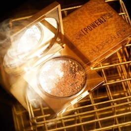 Empowered - Gloss iluminator pentru ten