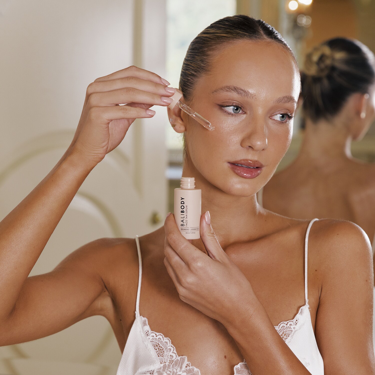 Face Tan Serum Serum autobronzant Bali Body ≡ SEPHORA